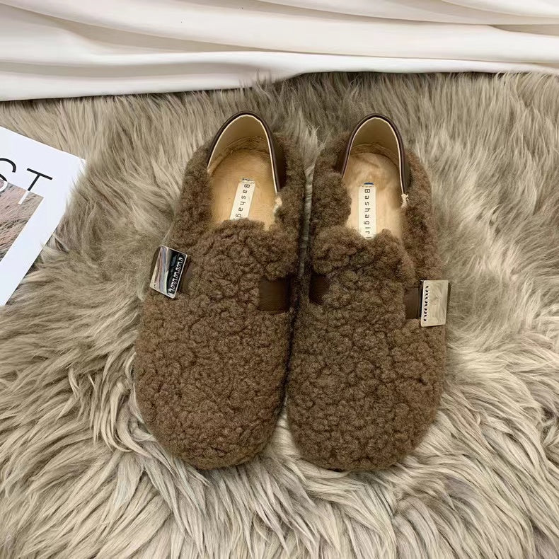 Cozy Mary Babet