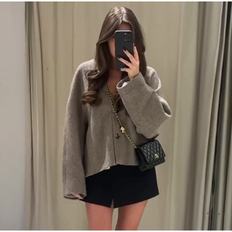 Elegant Wool Blazer