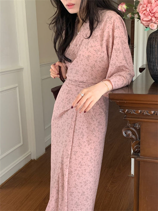 Çiçek Desenli Midi Elbise