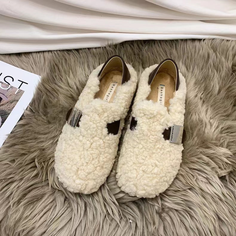 Cozy Mary Babet